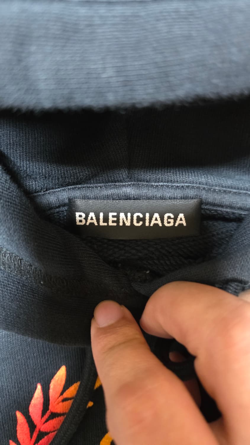 발렌시아가 레인보우 월계수 자수 후드티 블랙 상품이미지3