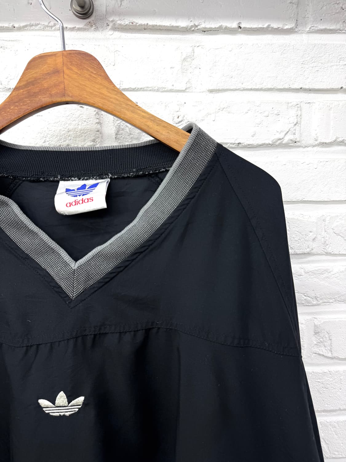 아디다스 블랙 나일론 티셔츠 상품이미지4