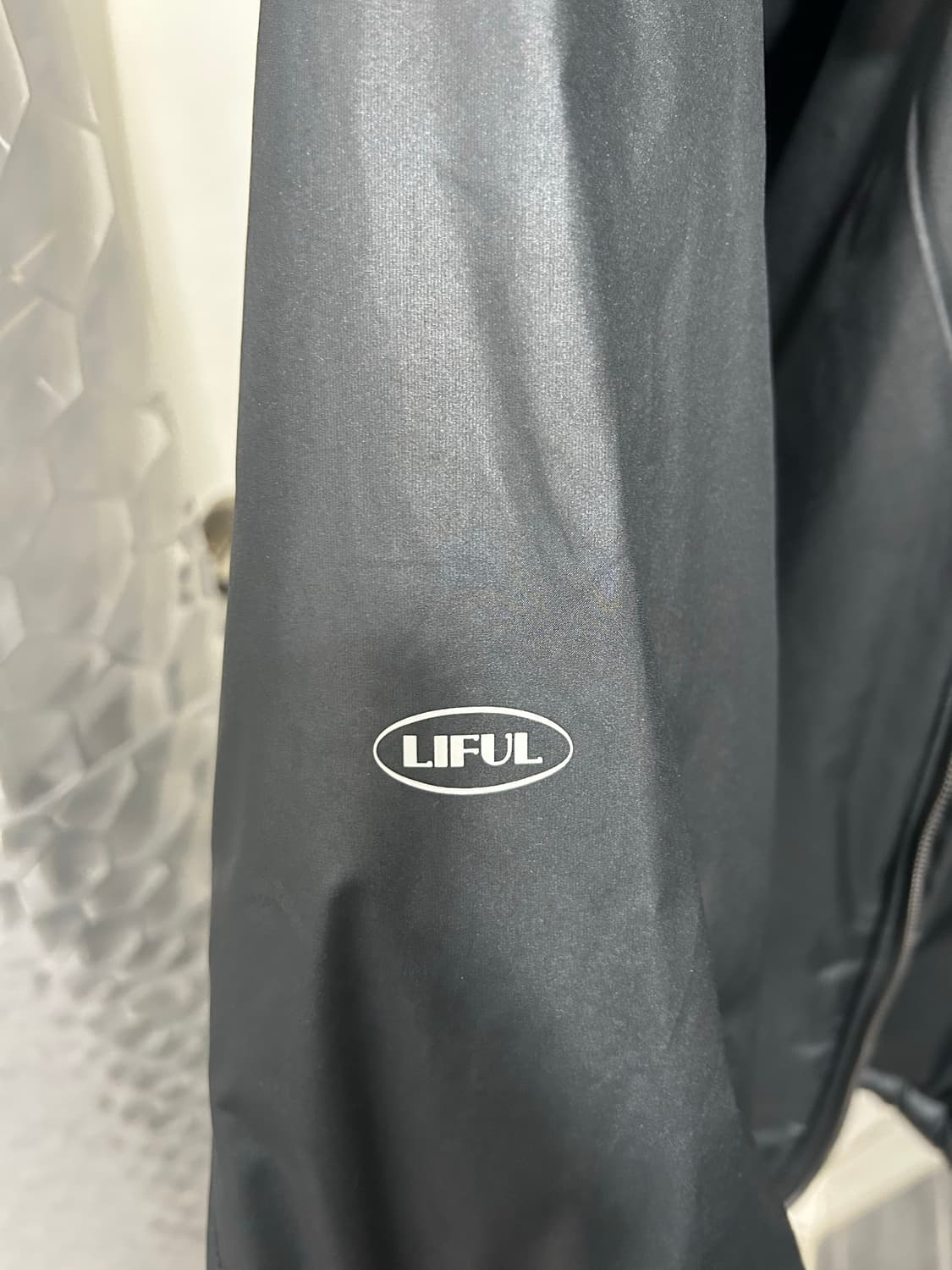 리복 x 라이풀 패딩 상품이미지3