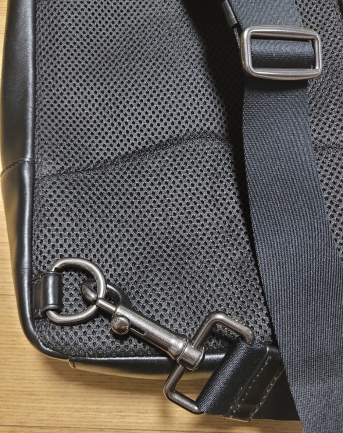 코치 가죽크로스 슬링백 
 상품이미지6