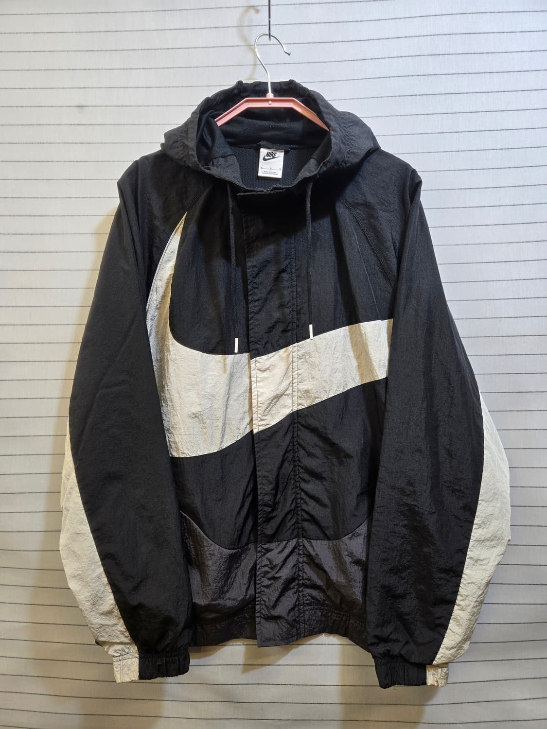 나이키 빅스우시 후드 바람막이 블랙 상품이미지1