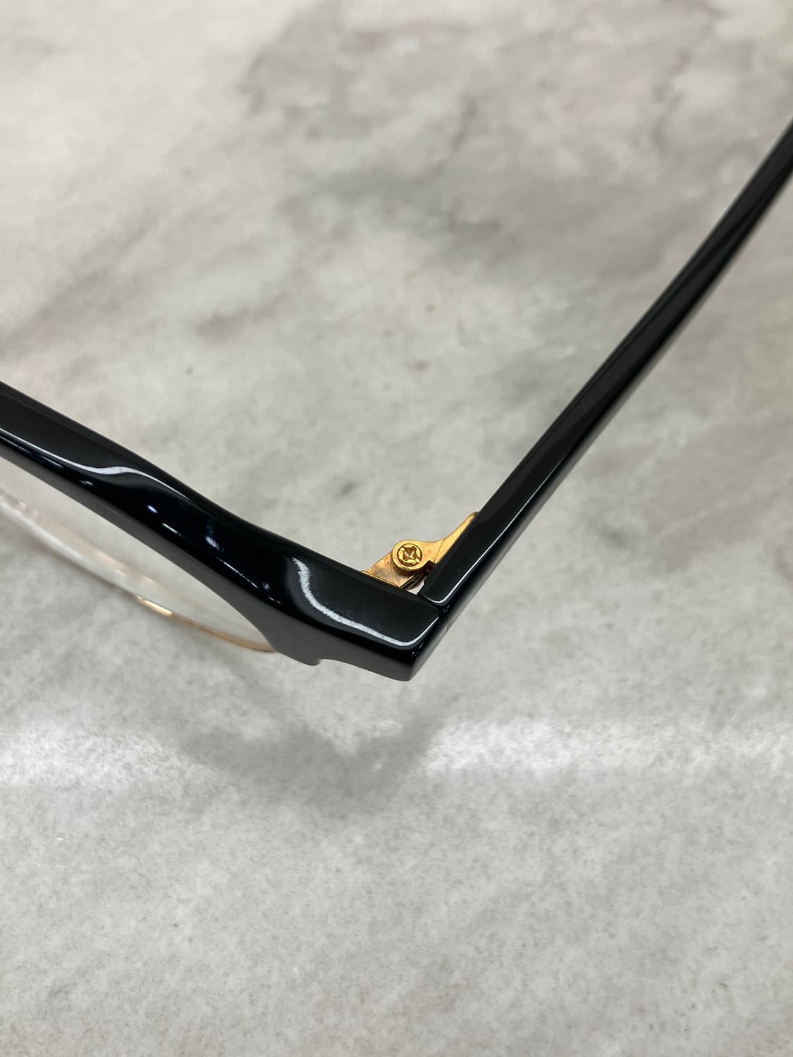 B35 밴시몽 BENSIMON 블랙골드 라운드 볼드 하금테 안경(27g) 상품이미지2