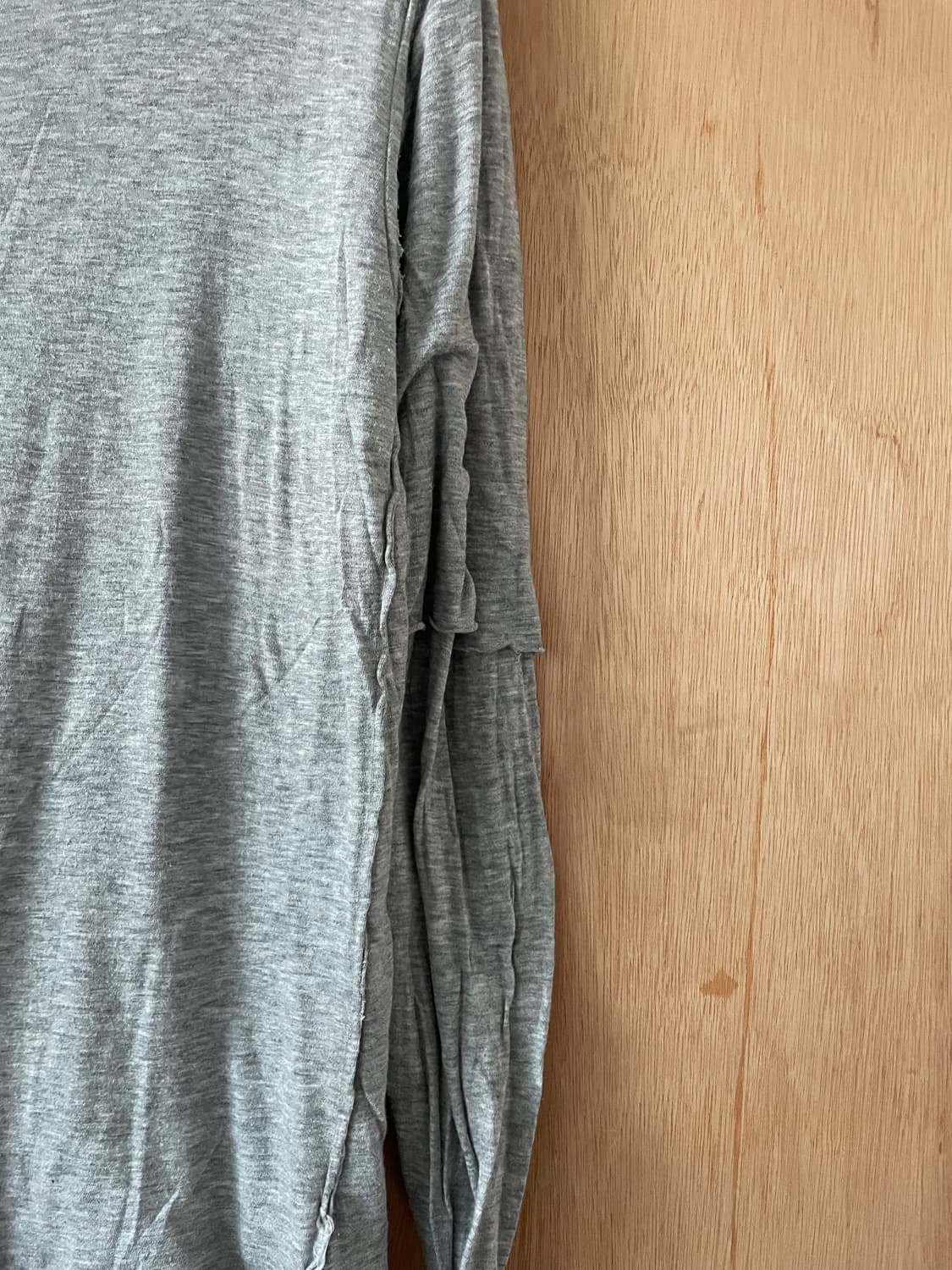 어태치먼트 컷오프 레이어드 롱슬리브 상품이미지7