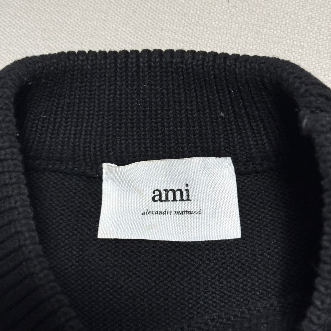 XL 아미 블랙 코튼 니트 상품이미지4