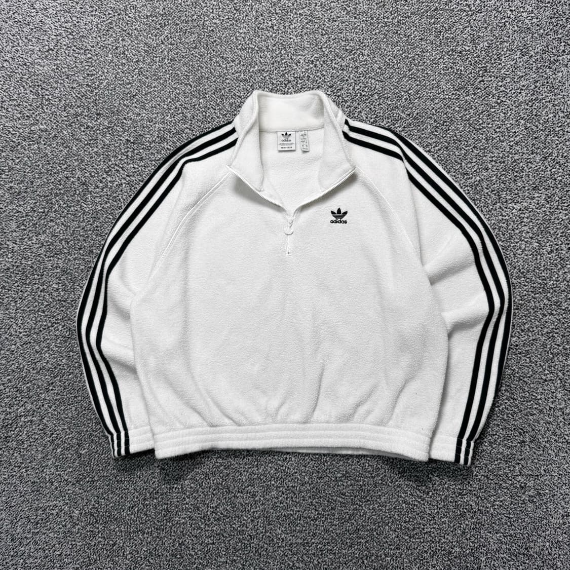 Name : 아디다스 시그니처로고 화이트컬러 반집업 후리스 :) 상품이미지1