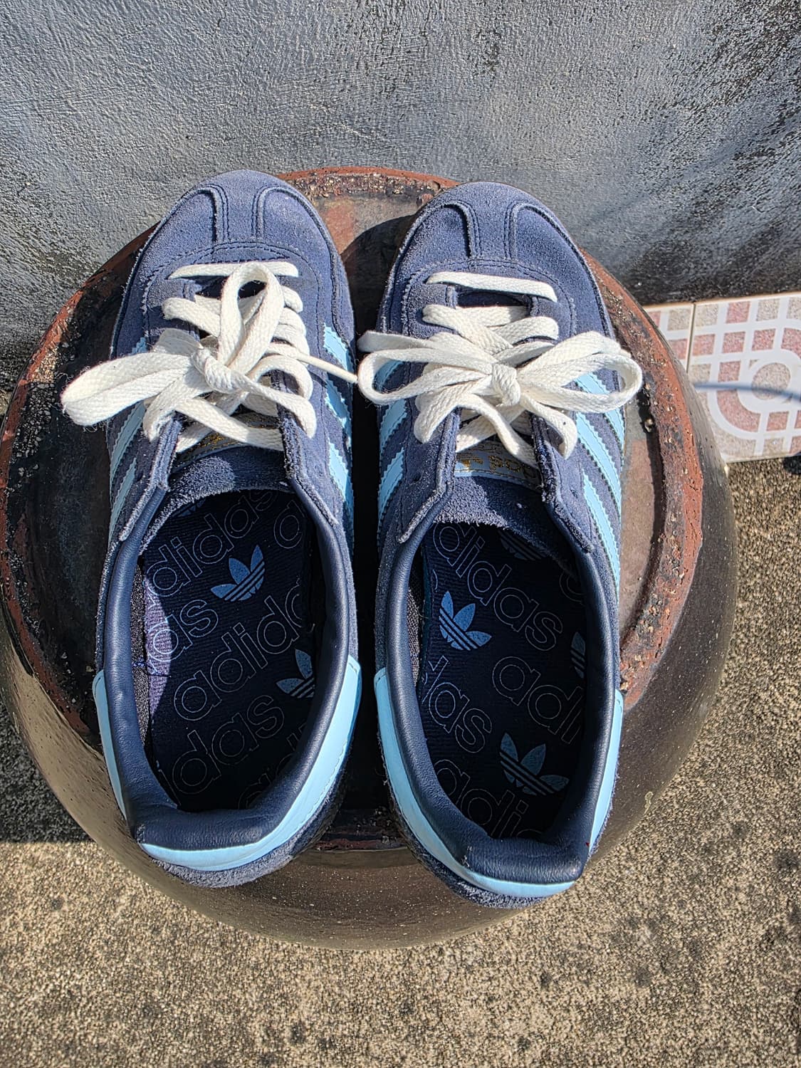 아디다스 스페지알 네이비 스카이블루 235 껌솔 스니커즈 상품이미지5