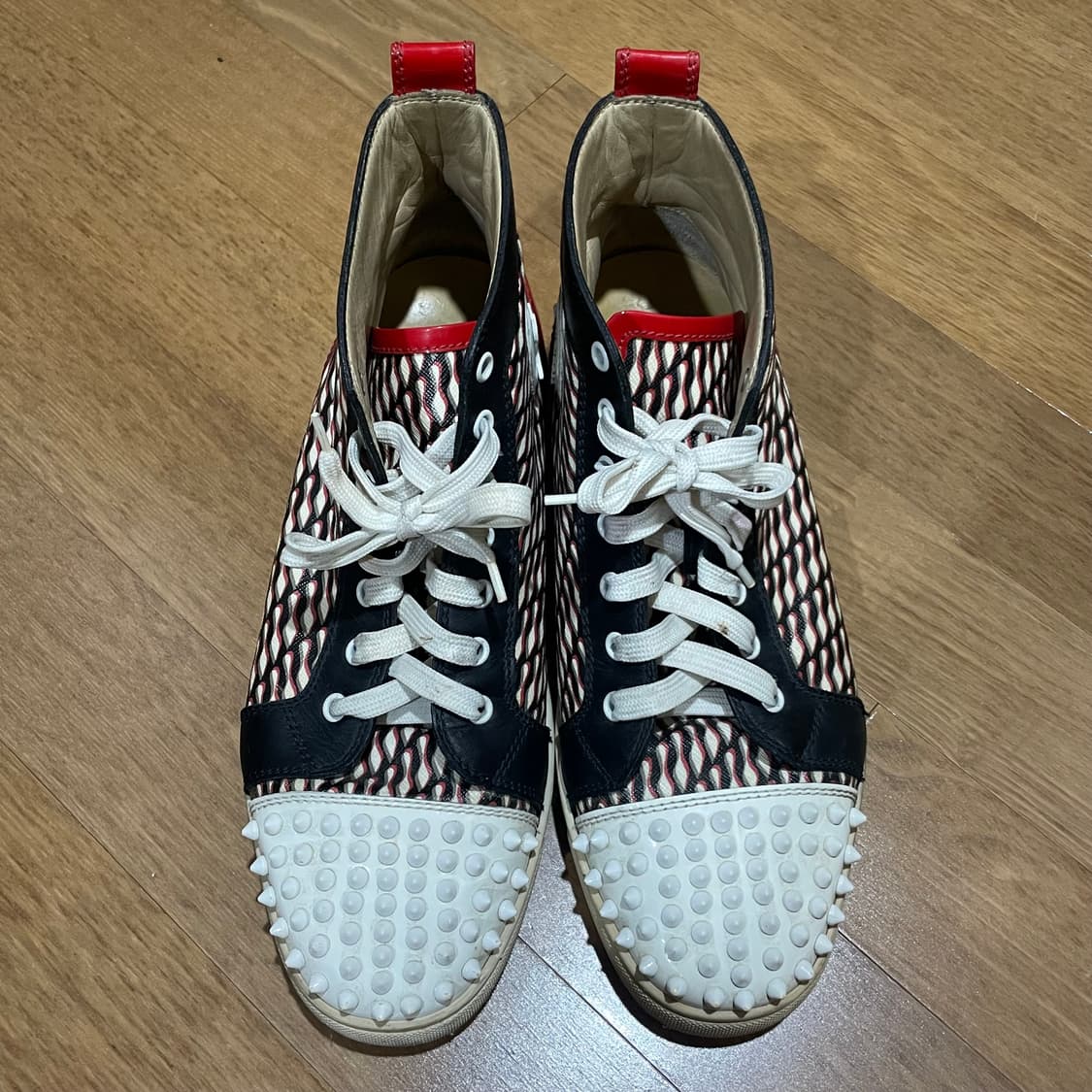 크리스찬 루부탱 스파이크 올라토 하이탑 스니커즈 275 상품이미지2