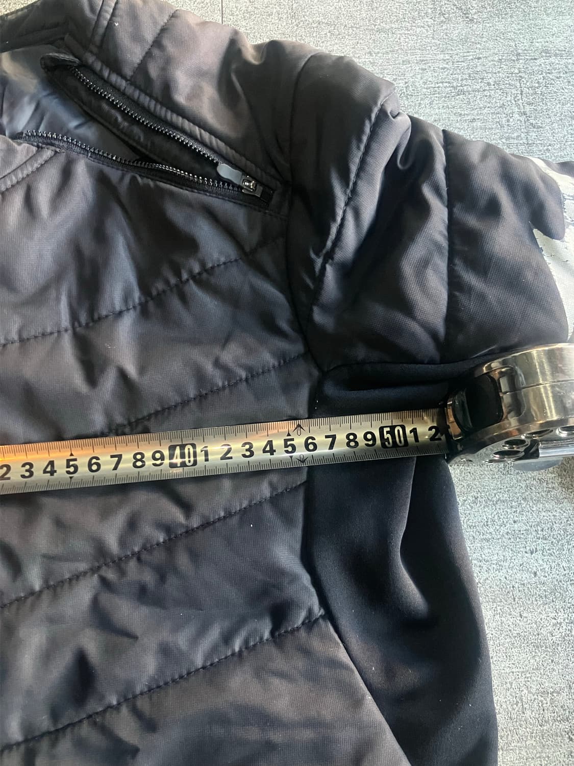 Mizno 미즈노 올드스쿨스트릿 숄더지퍼 퀄티드맨투맨 상품이미지2