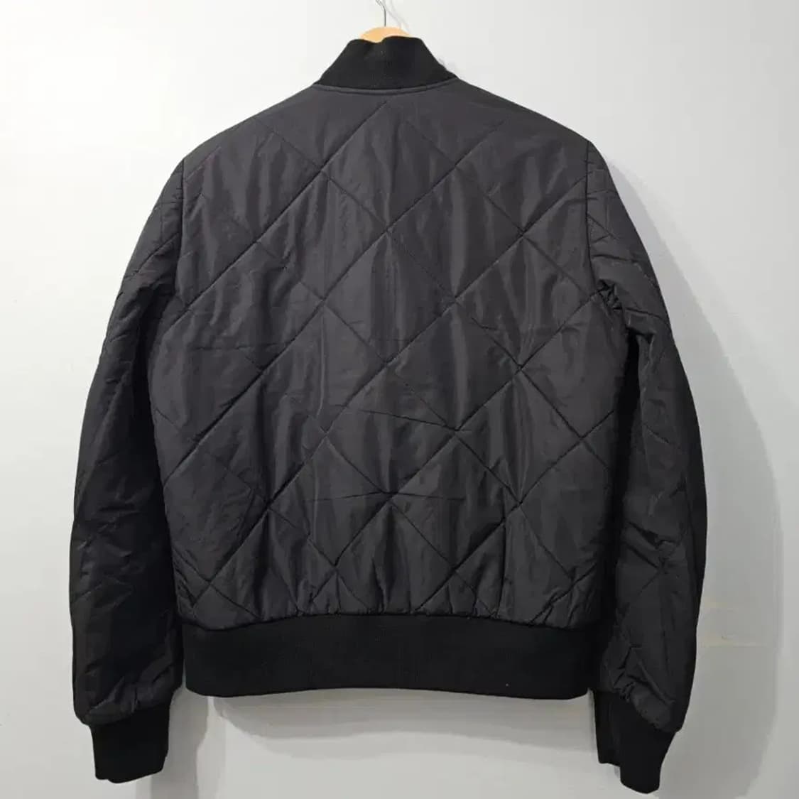 산드로 옴므 마블 프린트 리버시블 퀼팅 봄버 자켓 95 상품이미지6