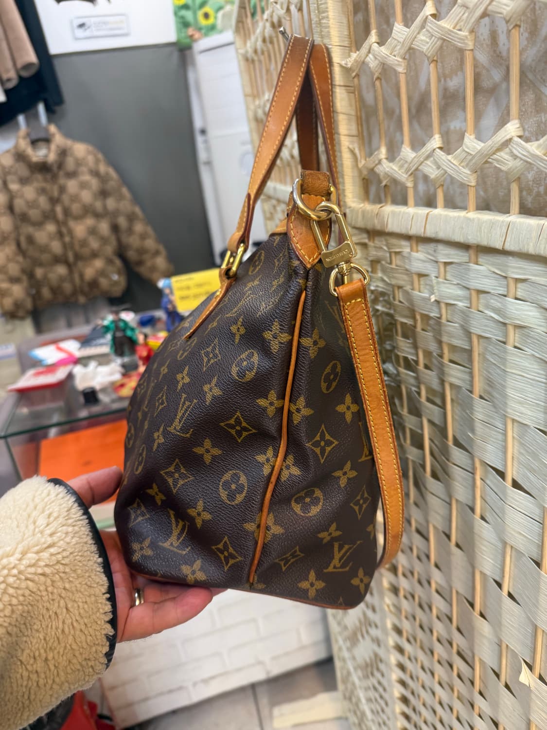 정품 루이비통 팔레모백 팝니다 상품이미지2