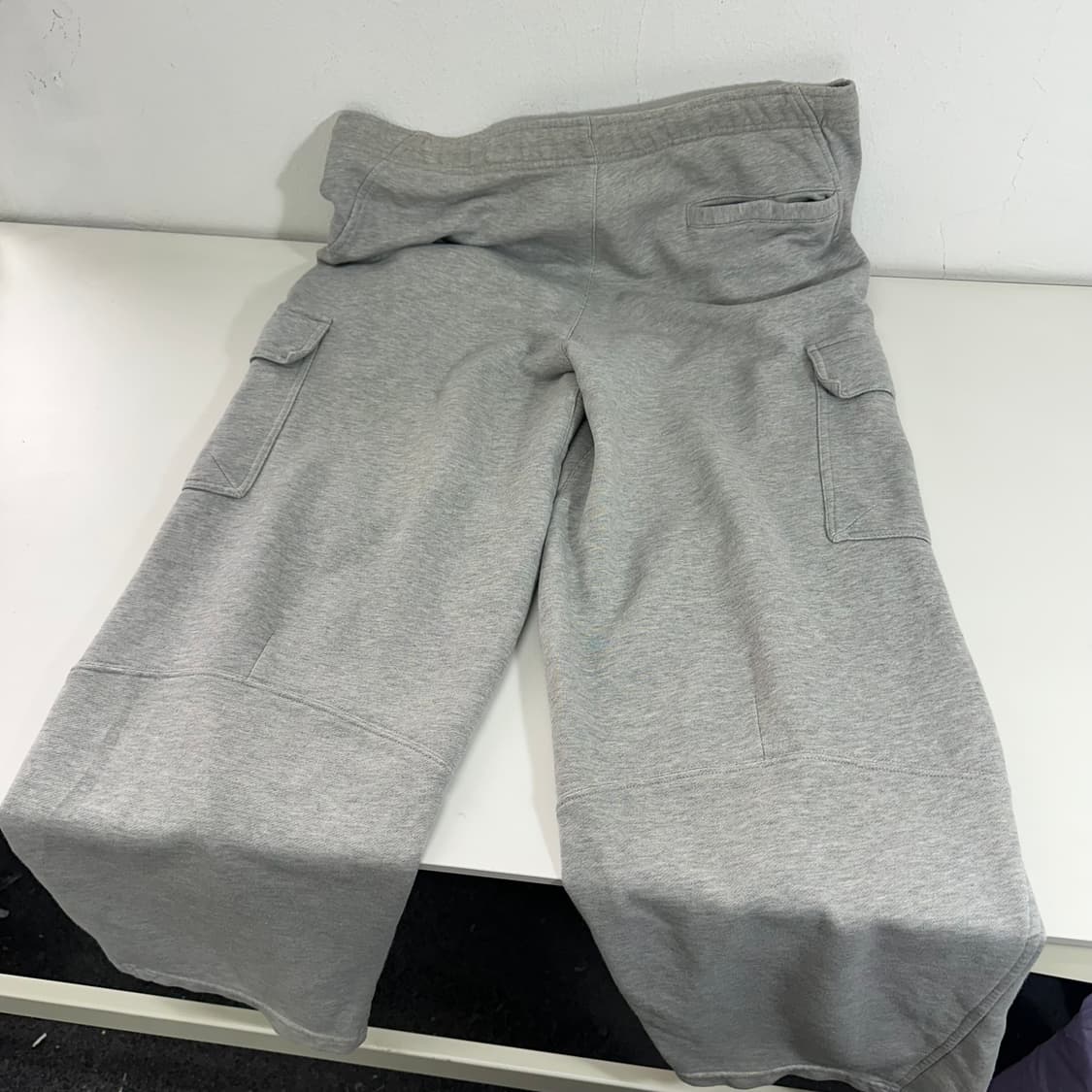 L-XL 나이키 그레이 기본로고 세미와이드 카고 트레이닝팬츠 상품이미지7