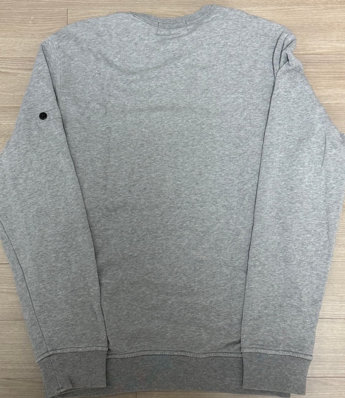 [M]스톤아일랜드 포켓 그레이 맨투맨 상품이미지4