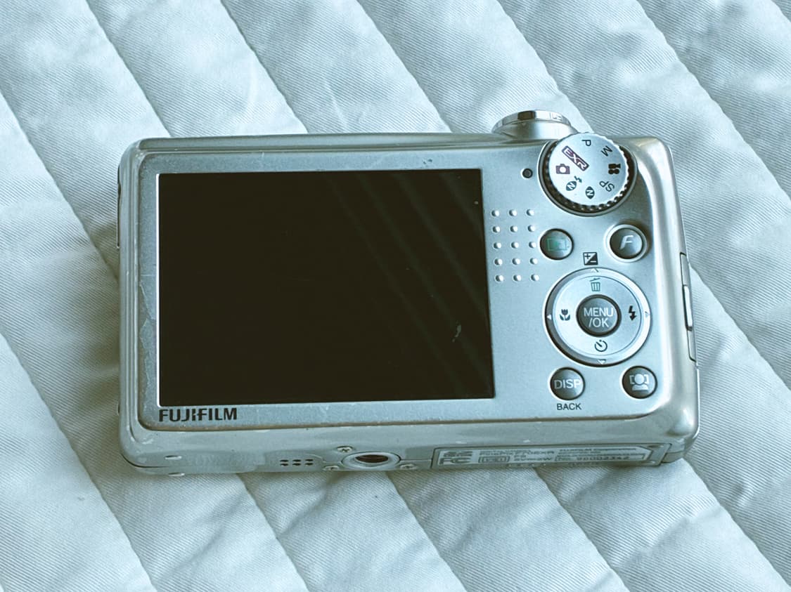 후지필름 파인픽스 f70exr 실버 디카 상품이미지2