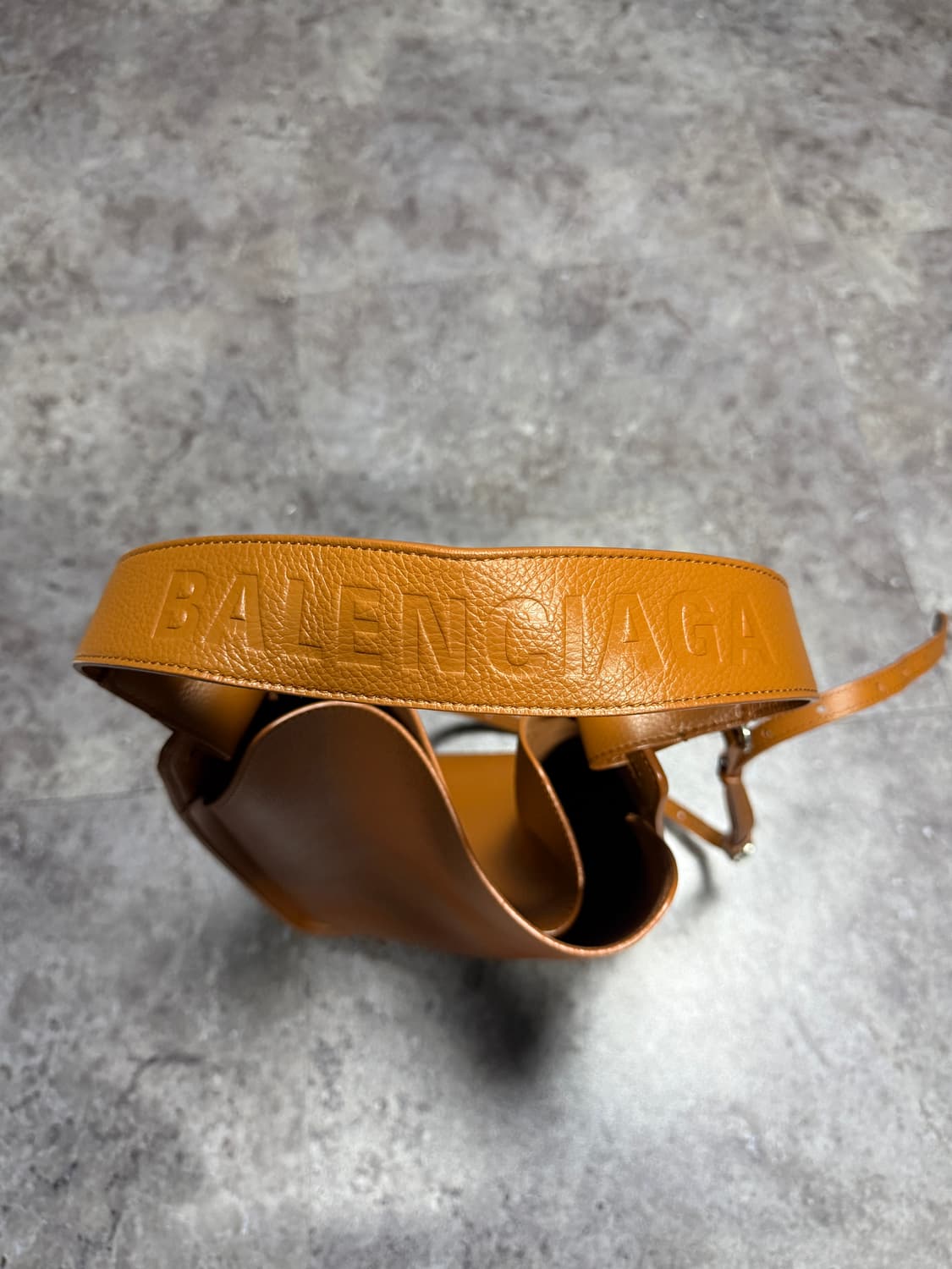 발렌시아가 숄더백 상품이미지2