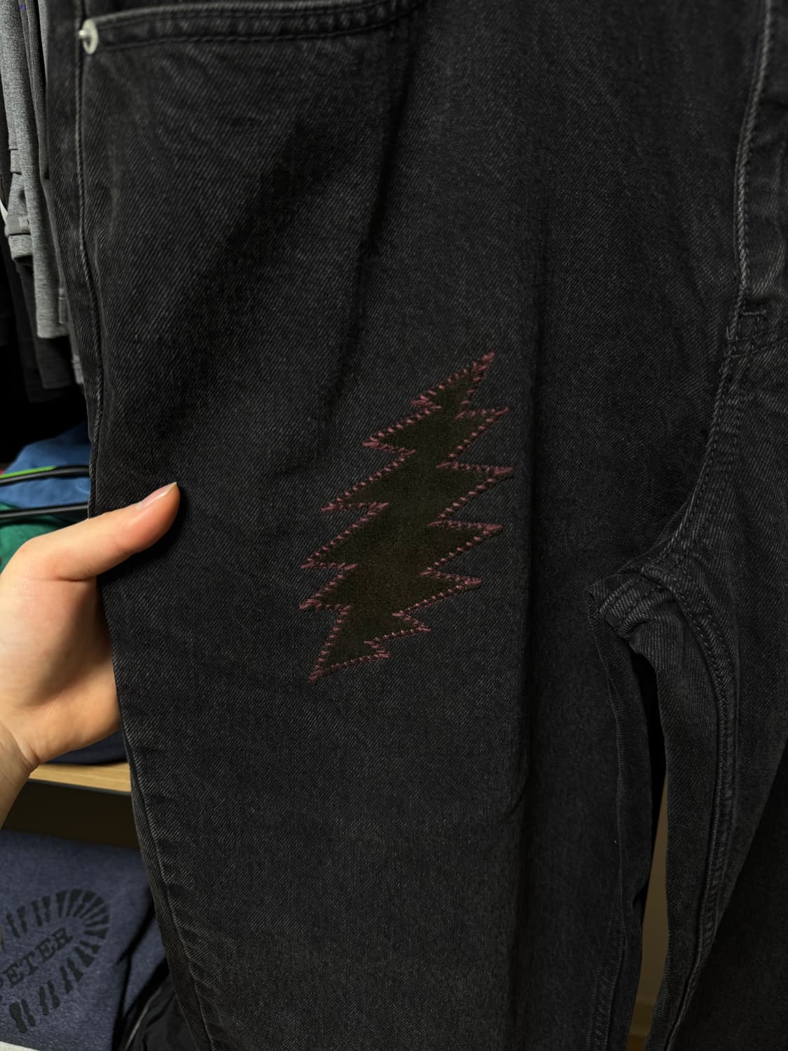 [L] 디스이즈네버댓 x 그레이트풀 데드 GD 라이트닝 릴렉스드 진 블랙 상품이미지3