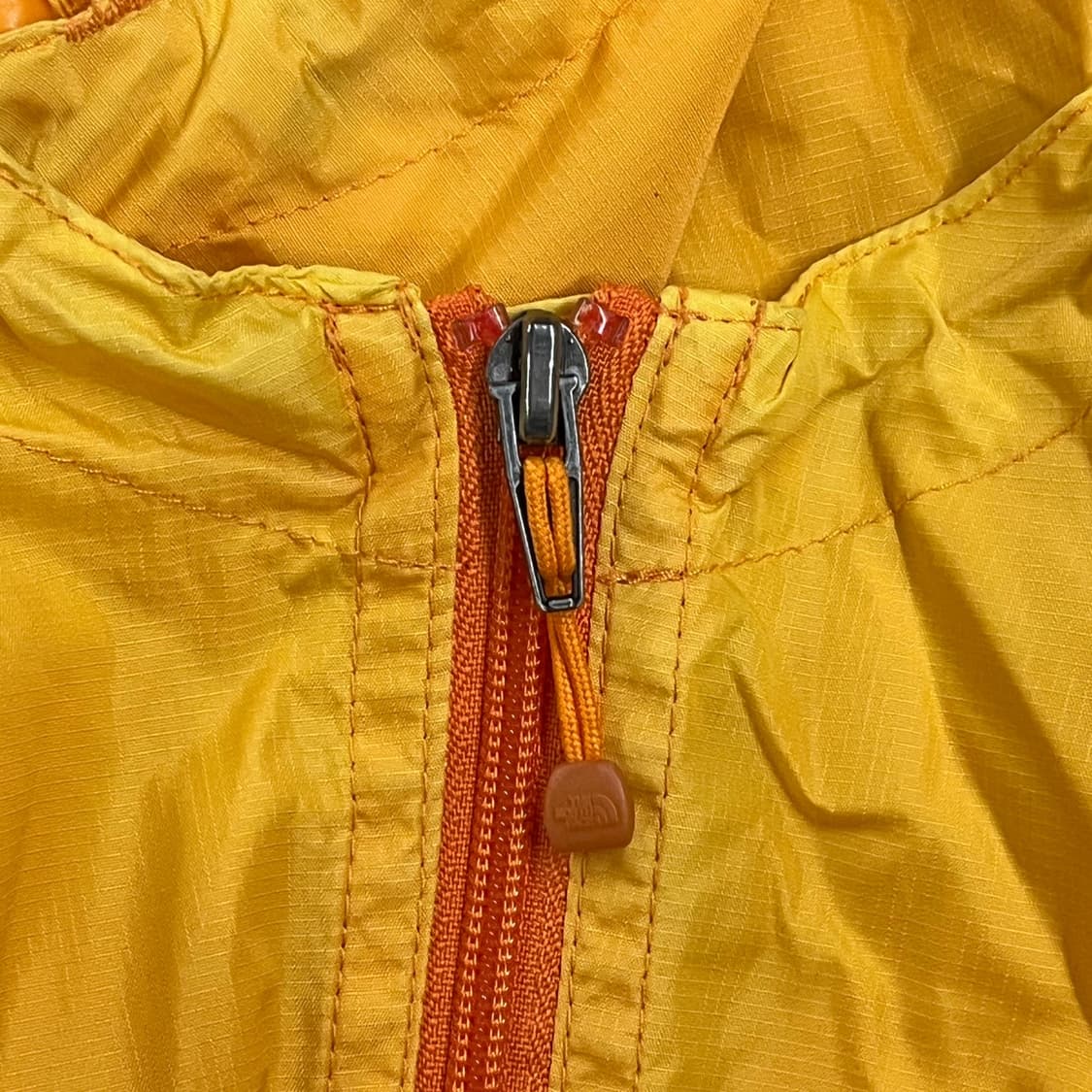 [정품/M] 노스페이스 바람막이 옐로우 블랙 b16 상품이미지7