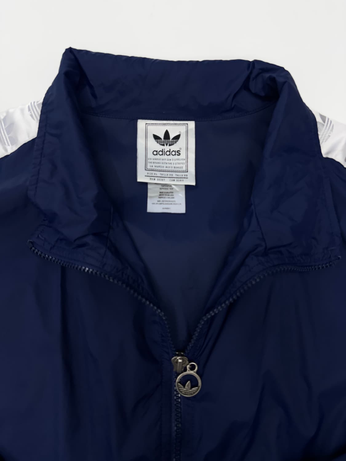 아디다스 트랙 테잎로고 오버 바람막이 상품이미지4