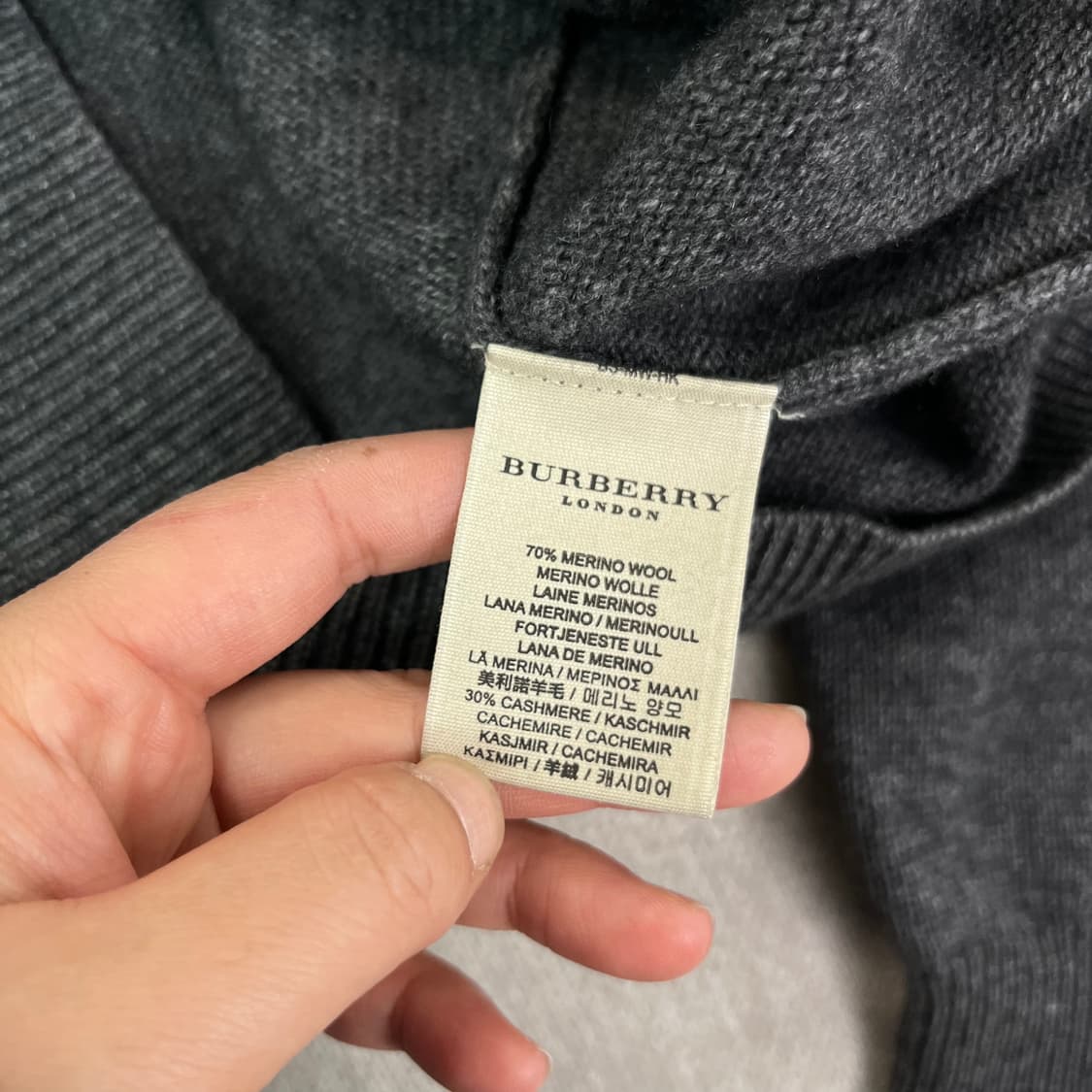 100 버버리 캐시미어 기마로고 니트 상품이미지5