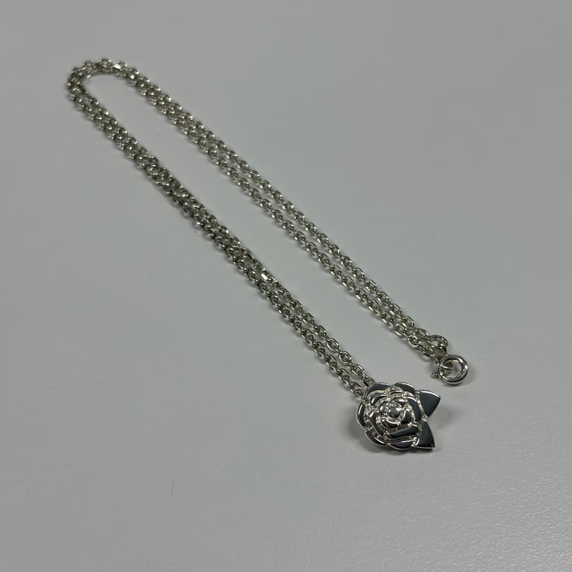 샤넬 까멜리아 목걸이(silver925) 상품이미지7