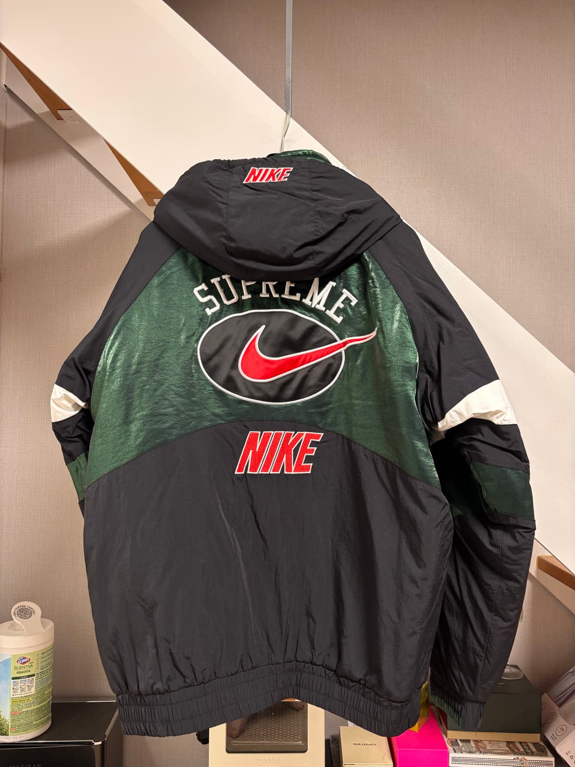 [L]슈프림 x 나이키 후드 스포츠 자켓 그린 - 19SS 상품이미지4