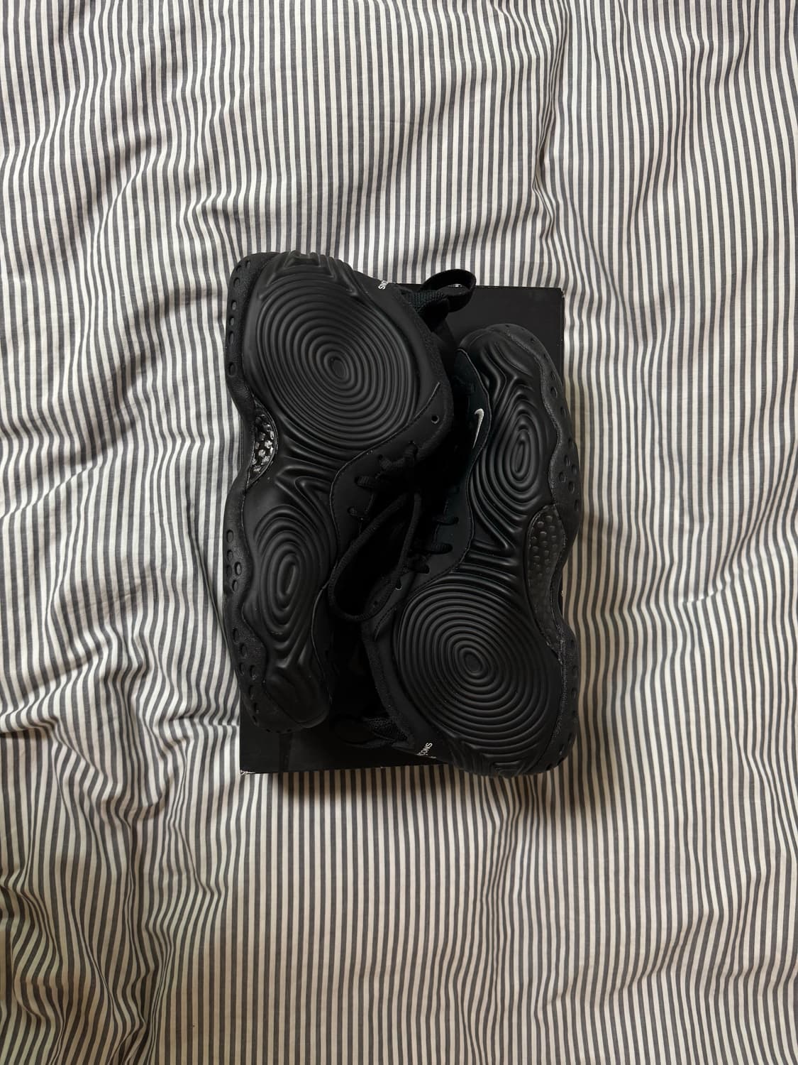 나이키 x 꼼데가르송 옴므플러스 폼포짓 상품이미지4