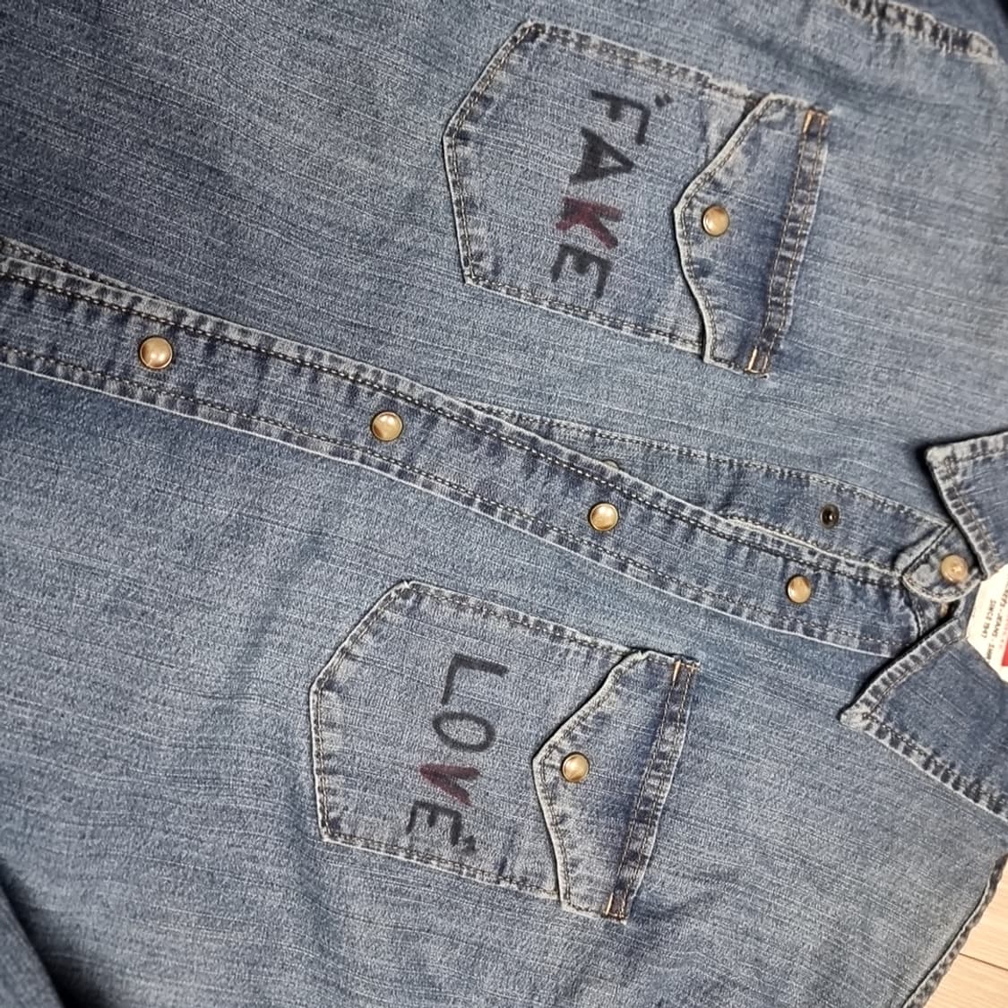 빈티지 랭글러 데님 셔츠 FAKE LOVE 자수(95) 상품이미지3