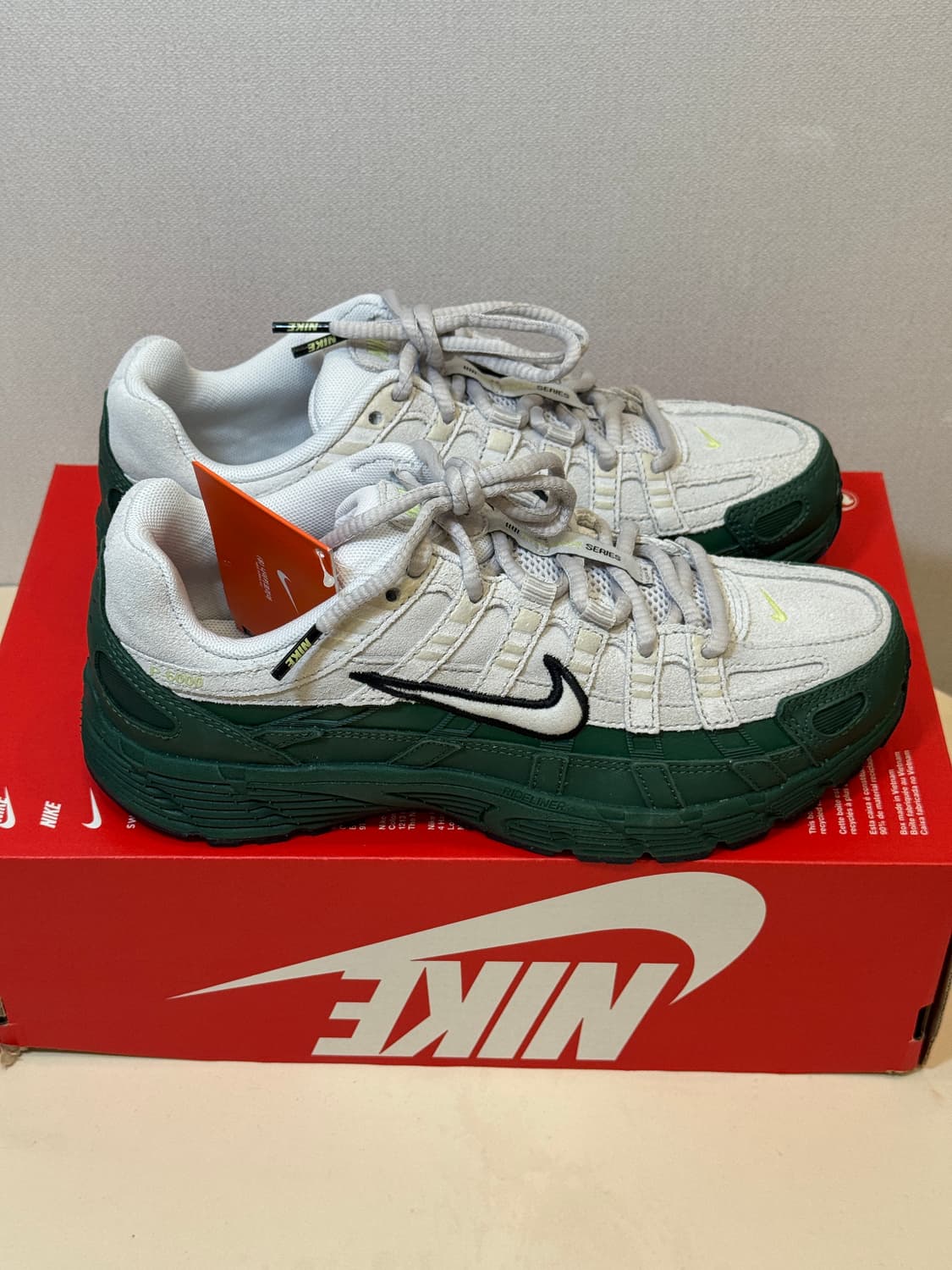 나이키 P-6000 프리미엄 라임라이트 다크 스모크 그레이 275mm 상품이미지2