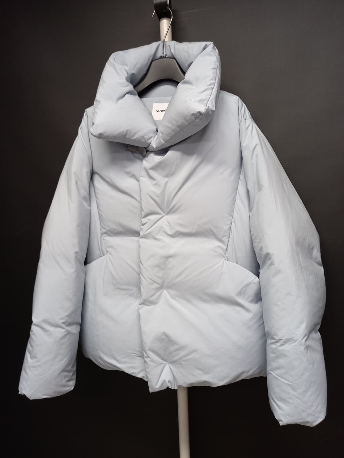 레어뷰 RAREWIEW 덕다운 루즈박시핏 패딩 77.66 상품이미지5