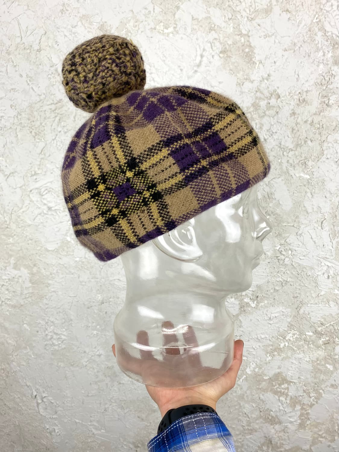 비비안 웨스트우드 메탈릭 ORB 로고 앙고라 보블 햇 상품이미지3