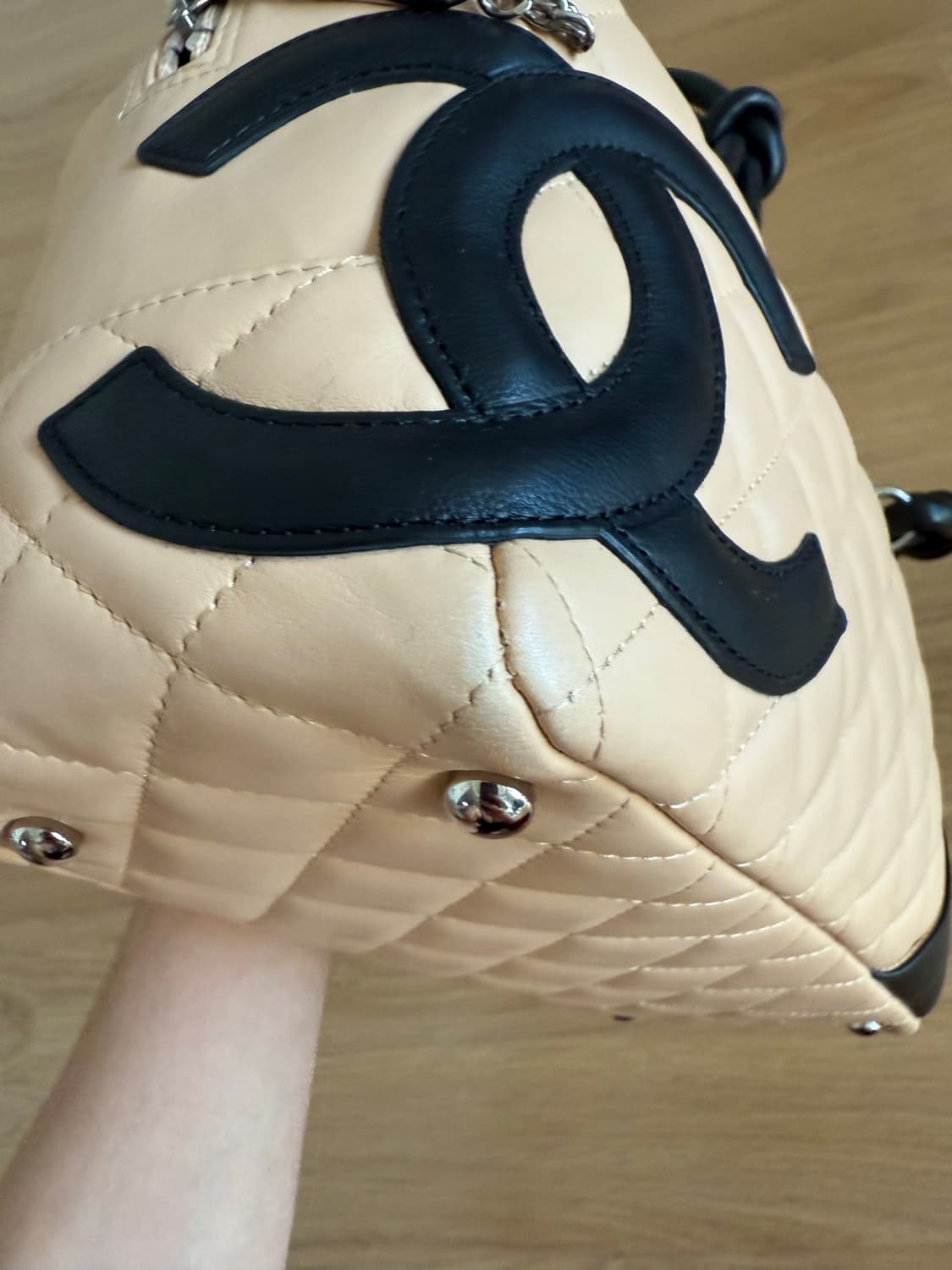 샤넬 깜봉 보스턴백 베이지 블랙 상품이미지5