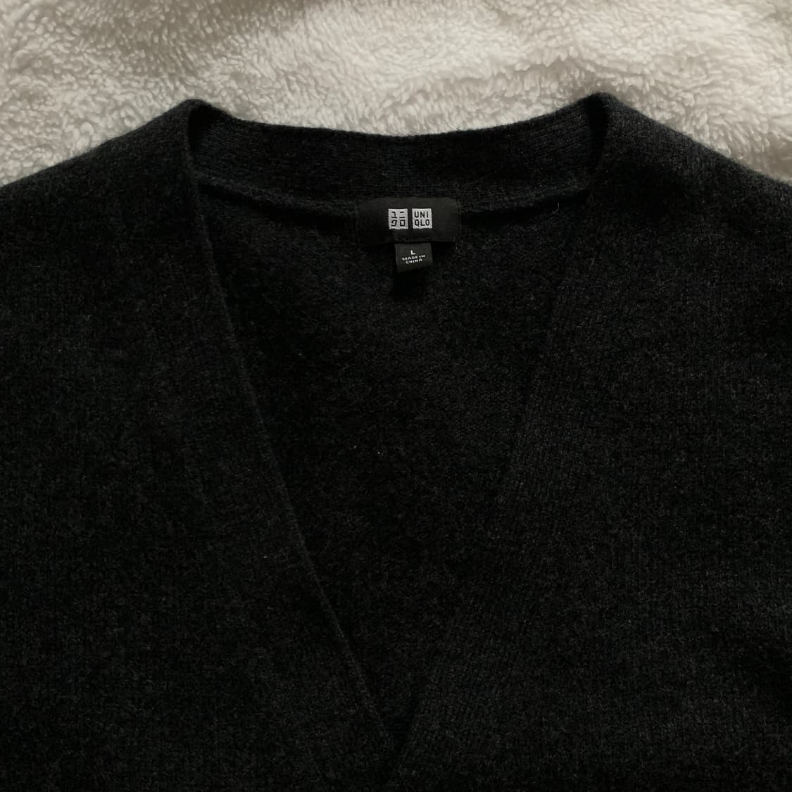 유니클로 울혼방 부드러운 브이넥 가디건 상품이미지4