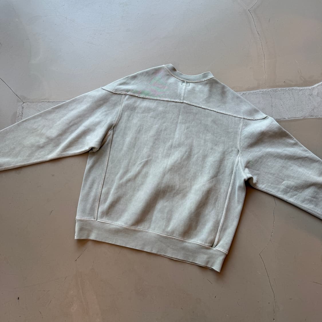 헤리티지 플로스 피그먼트 스웻셔츠 상품이미지5