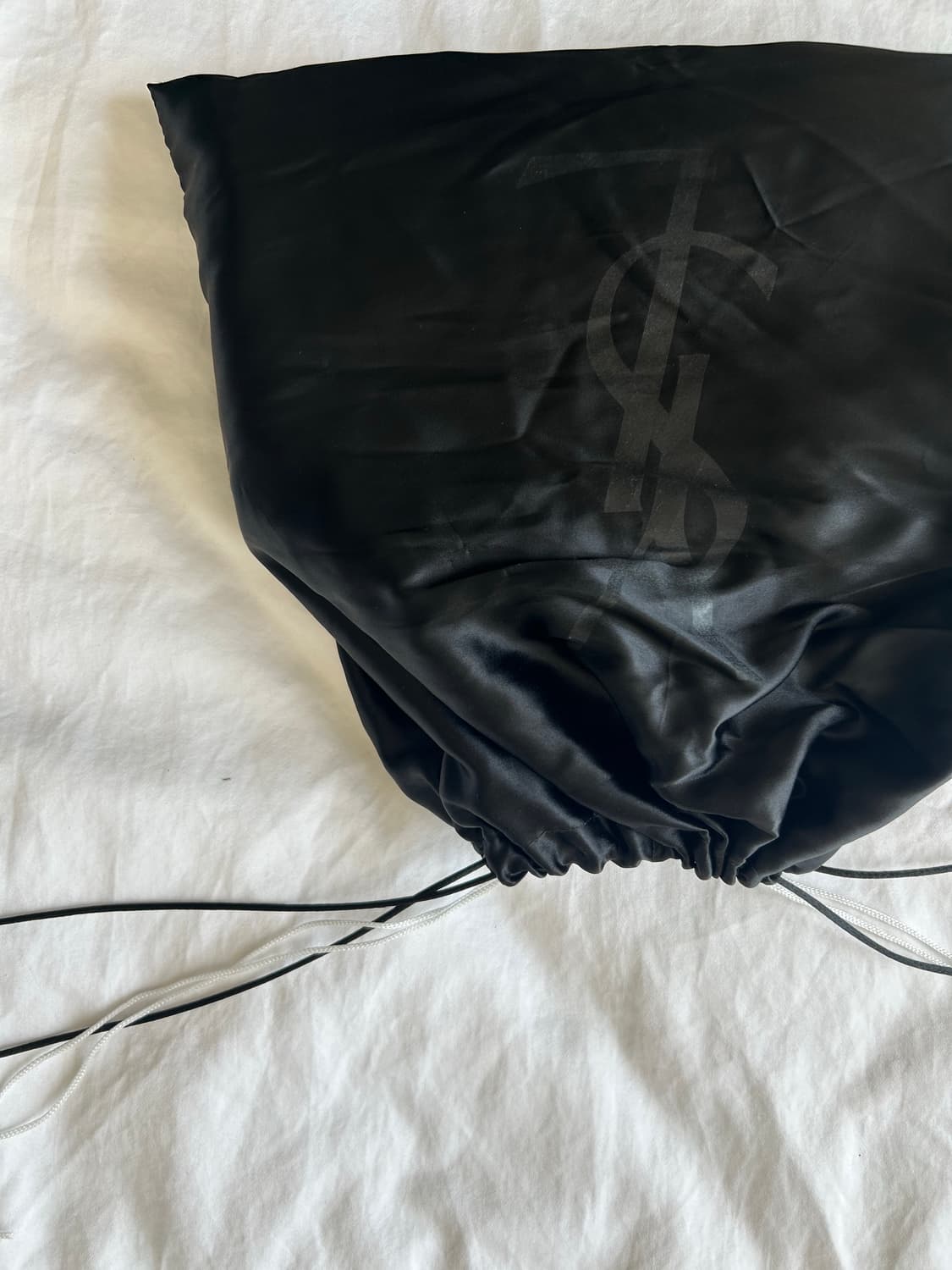 생로랑 클러치 상품이미지8