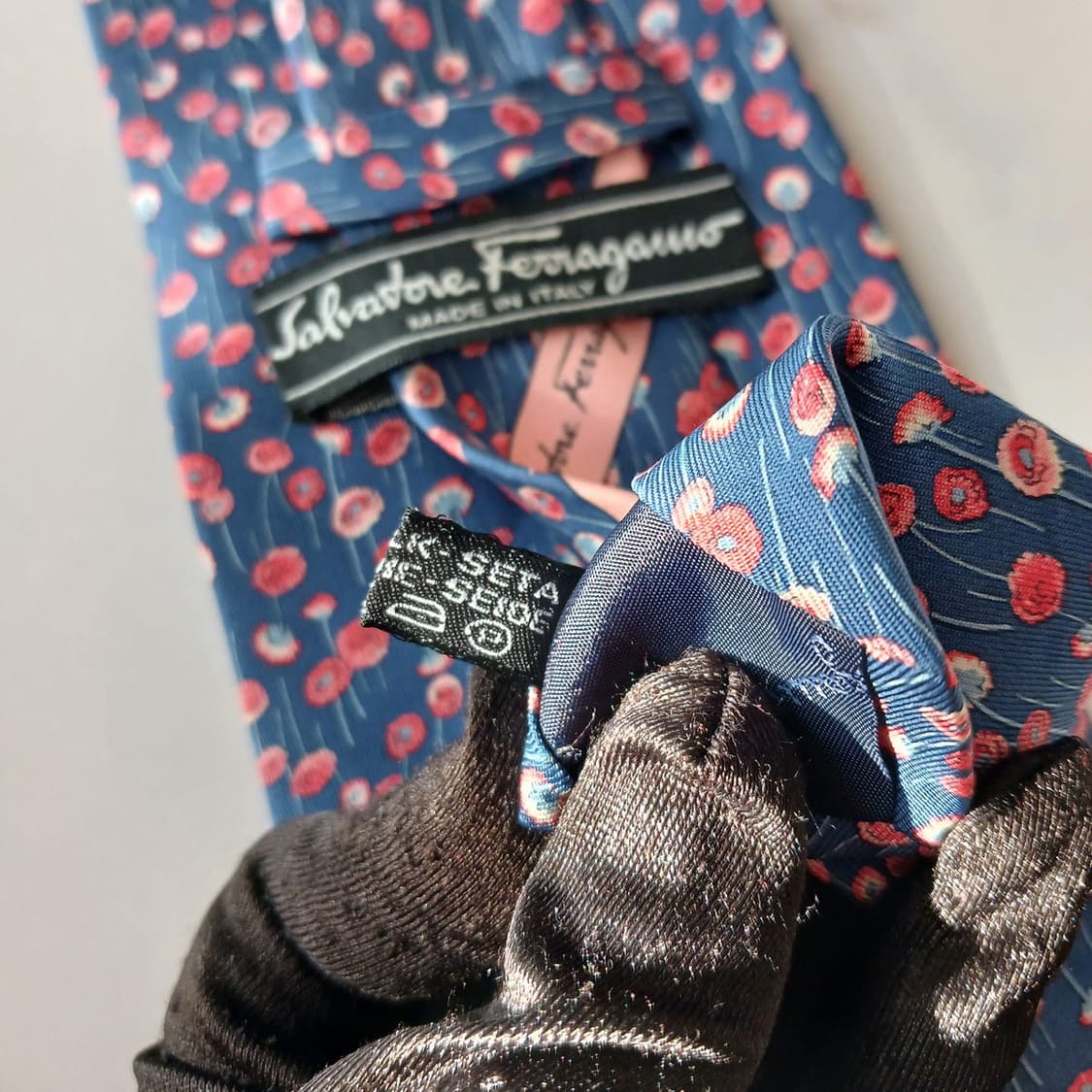 페라가모 실크 블루 플라워 넥타이 9.7cm A등급 A19334
 상품이미지9