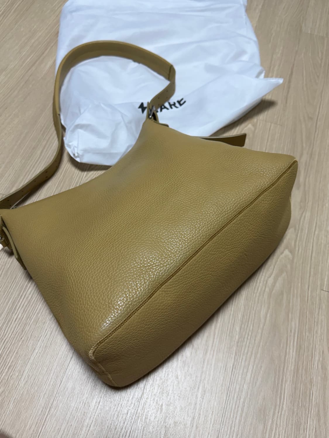 르메르 벨트 호보백 상품이미지4