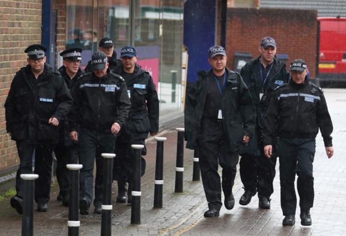 영국 경찰 고어텍스 자켓 팔아요! 상품이미지2