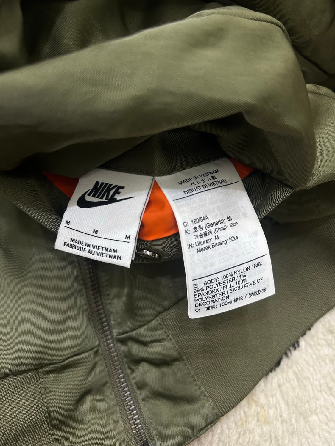 [여성M]나이키NSW 리버시블 바시티 봄버 자켓/올리브오렌지 상품이미지6