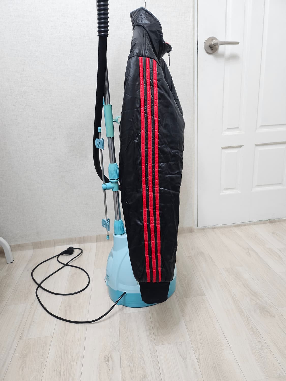 (100)L☆초대장급☆아디다스 파이어버드 AC밀란 리버시블[검빨]양면패딩 상품이미지8