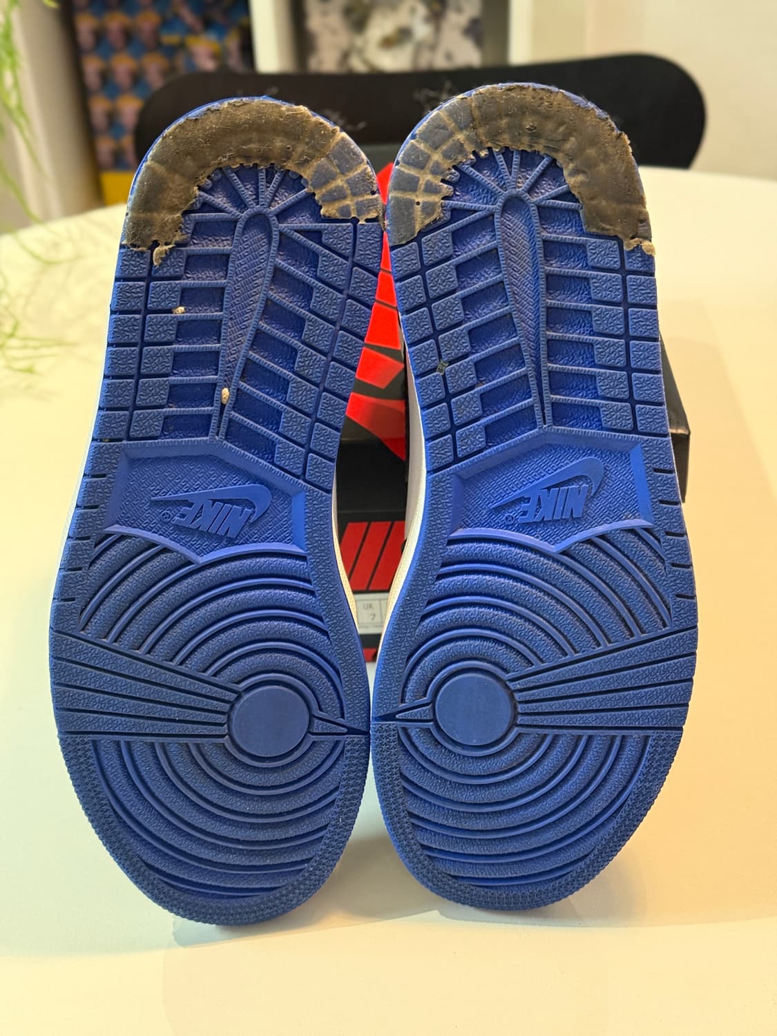 [260] 조던 1 레트로 하이 OG 로얄토 상품이미지3