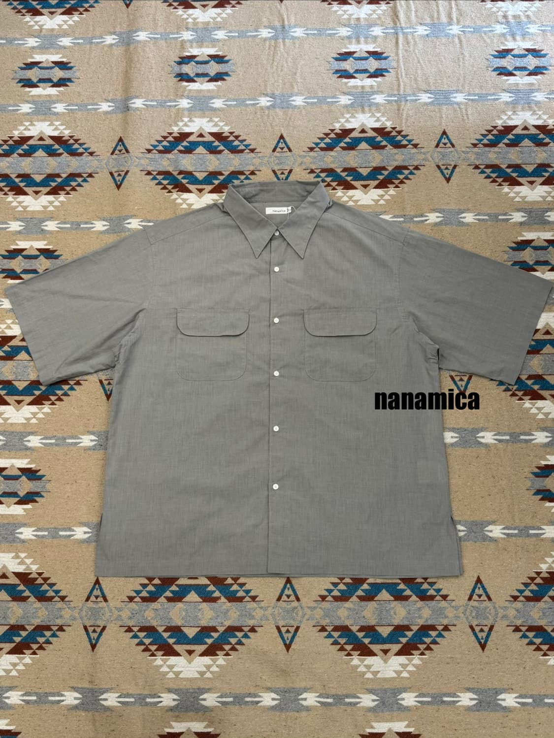 [L] 나나미카 레귤러 카라 엔드 온 엔드 셔츠 헤더 그레이  상품이미지1