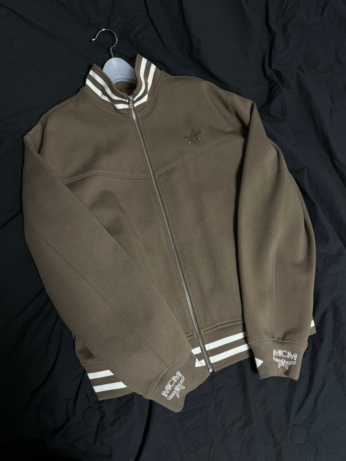 [L] MCM 트랙 집업 자켓 브라운 상품이미지1