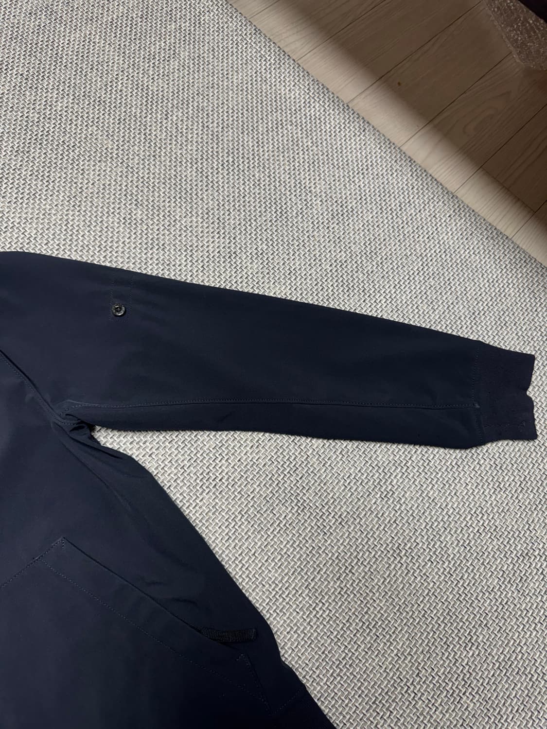 스톤아일랜드 라이트 소프트쉘 후드집업 상품이미지4