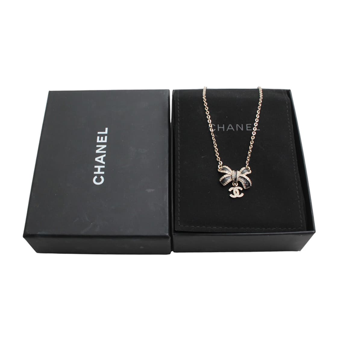 샤넬 은장 블랙 글리터 리본 목걸이 상품이미지5