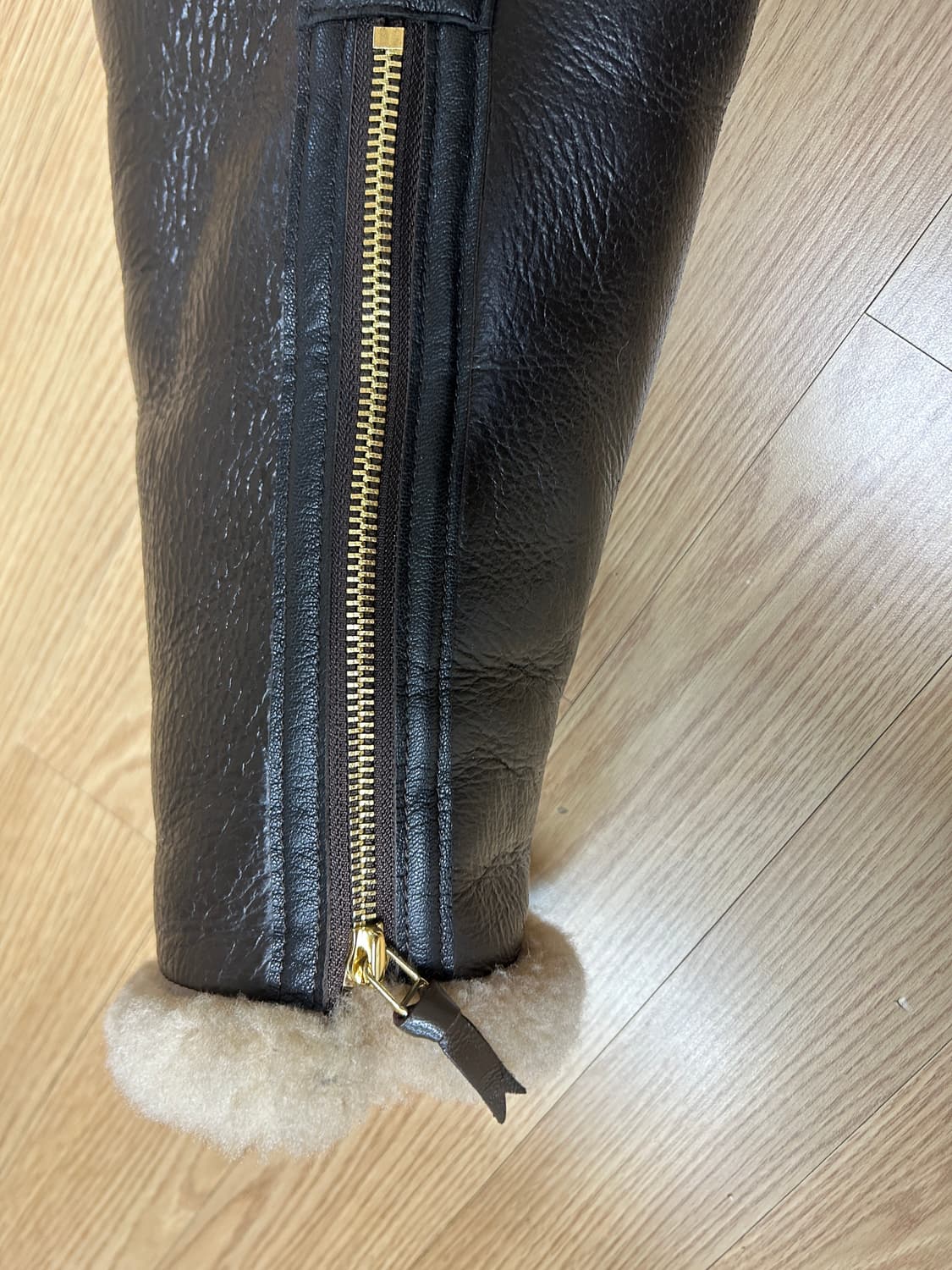 콕핏 톰하디 무스탕44 상품이미지4