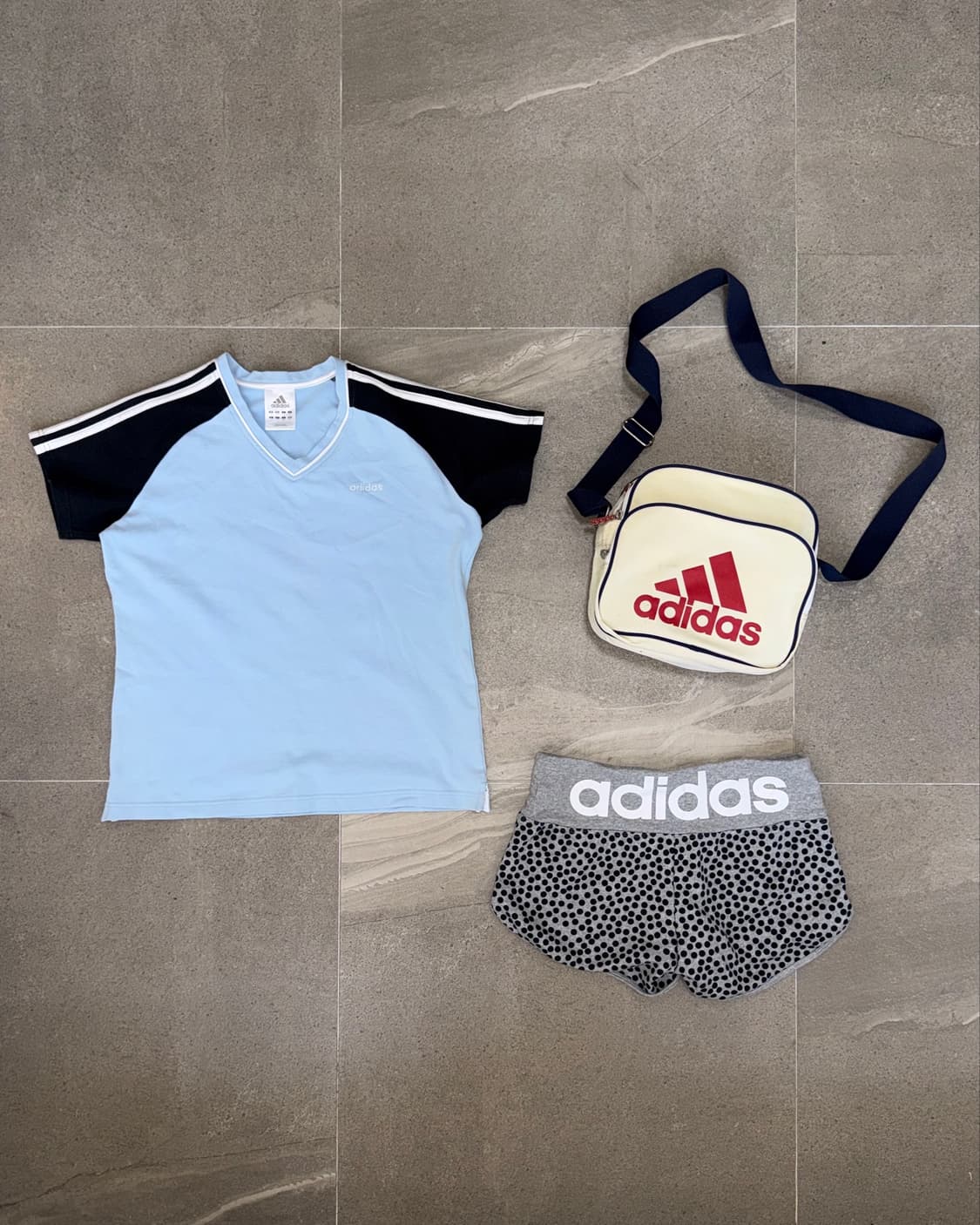 Adidas mute blue track half t 상품이미지1