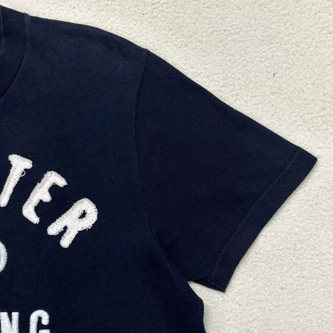 ABERCROMBIE & FITCH 홀리스터 로고 반팔티 M 상품이미지3