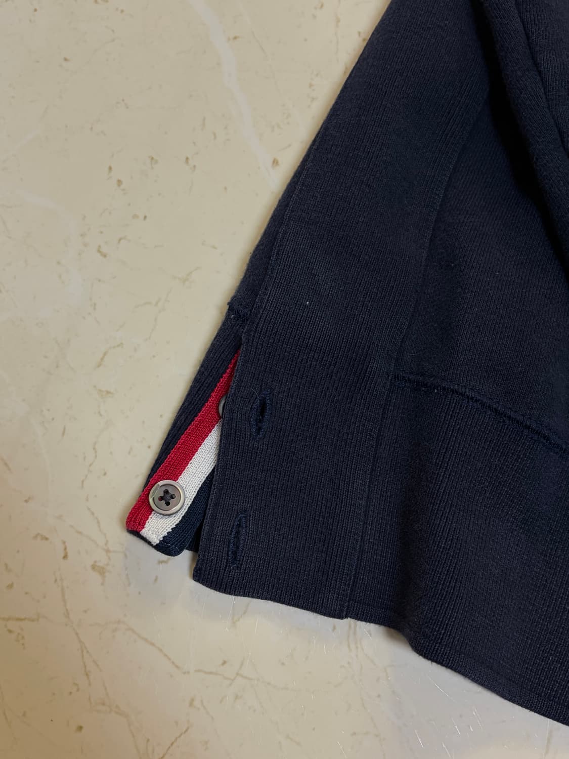 톰브라운 맨투맨 3 상품이미지5