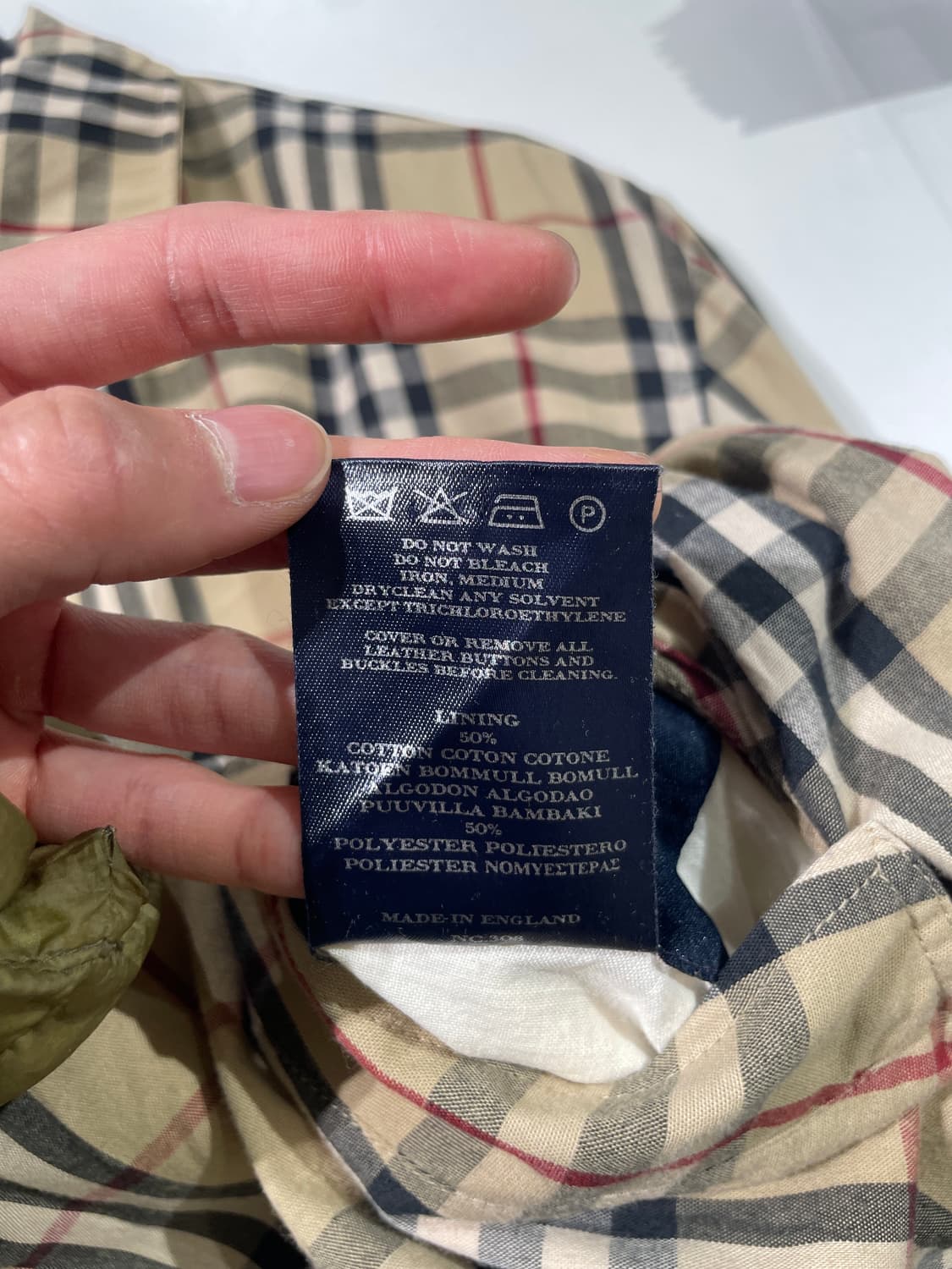 버버리 베이지 노바체크 리버시블 블루종 자켓 상품이미지10