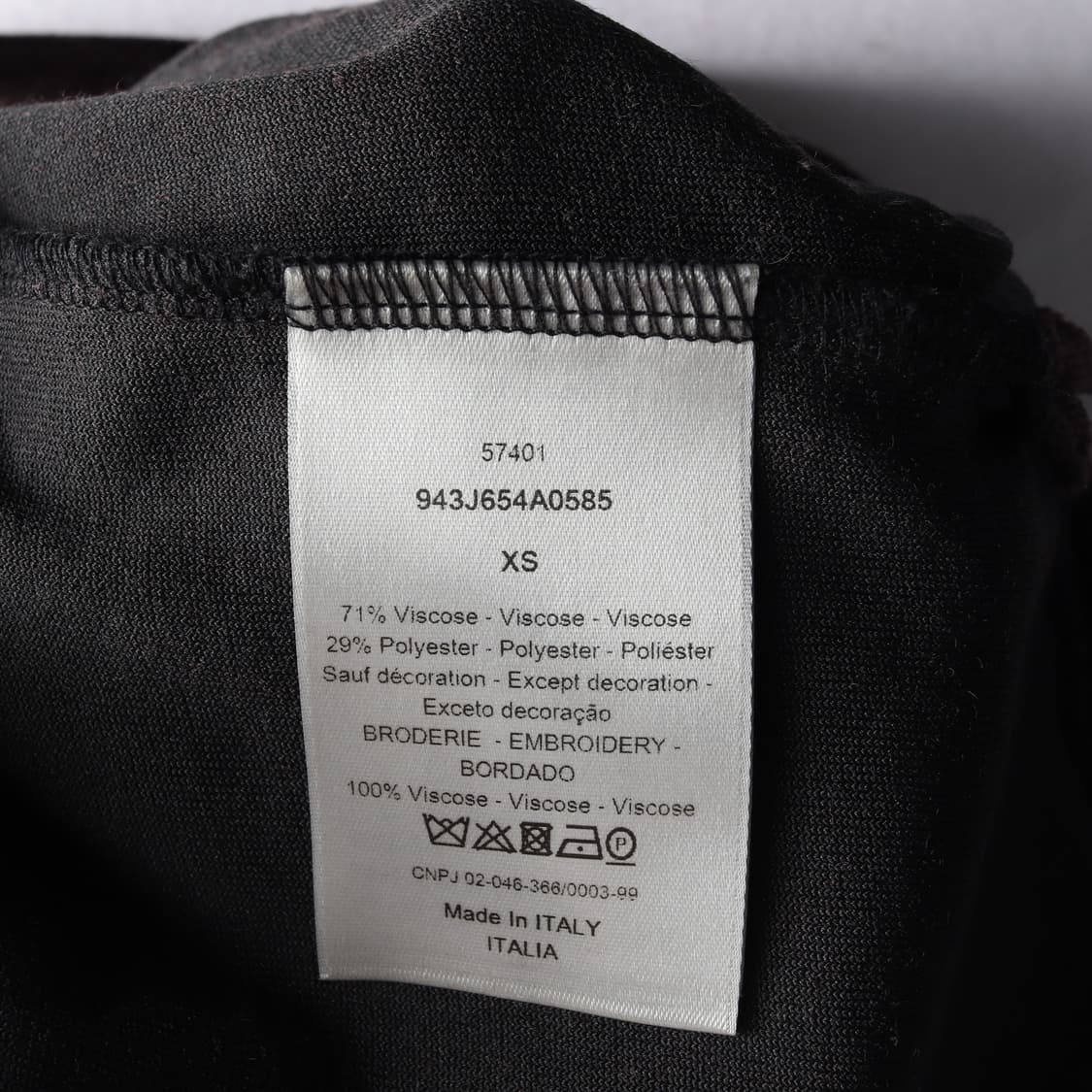 디올 벨벳 하프집업 반팔 티셔츠 블랙 상품이미지8