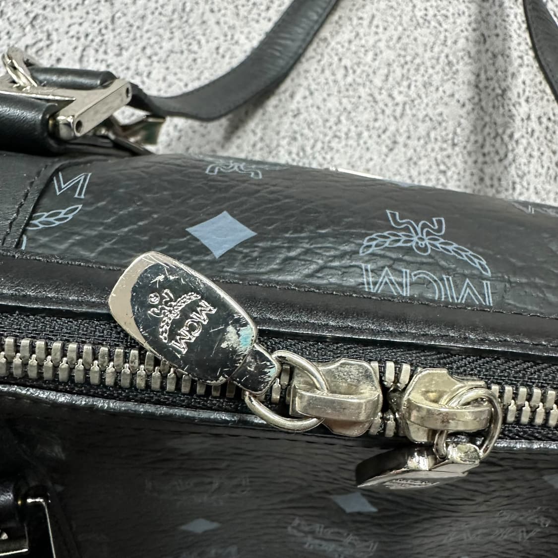 ✨ (바배) MCM 비세토스 원통 토트백 상품이미지7